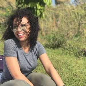 Meet your Posher, Abby